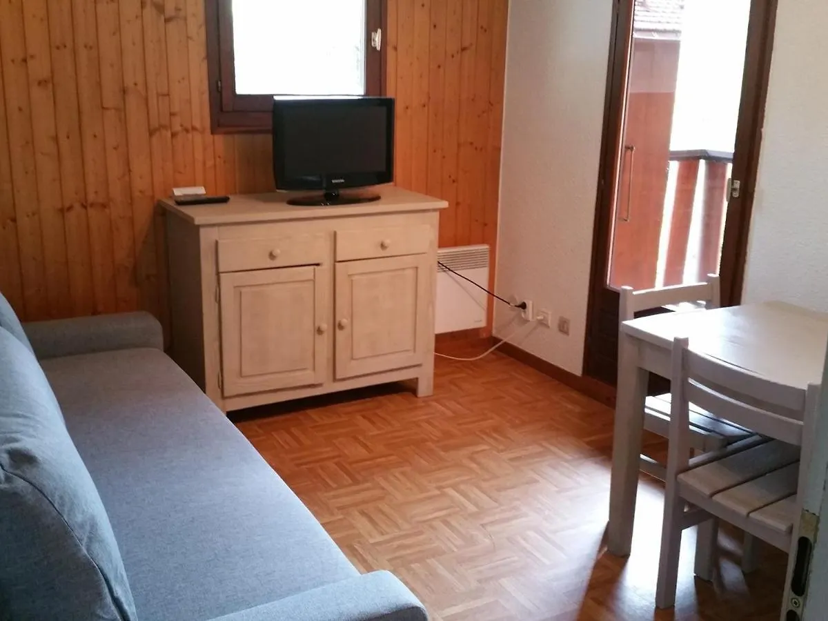 Charmant T2 Avec Balcon Au Coeur De La Clusaz, Proche Commerces Et Pistes - 4 Pers. - Fr-1-459-192